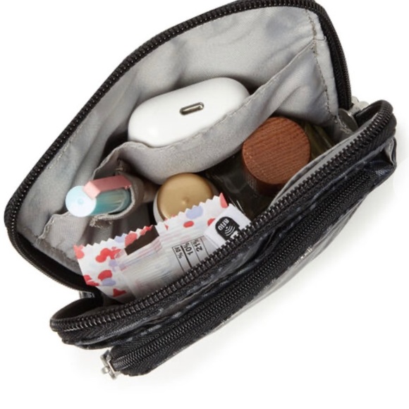 Baggallini anti- theft small crosdbody bag - Picture 5 of 5